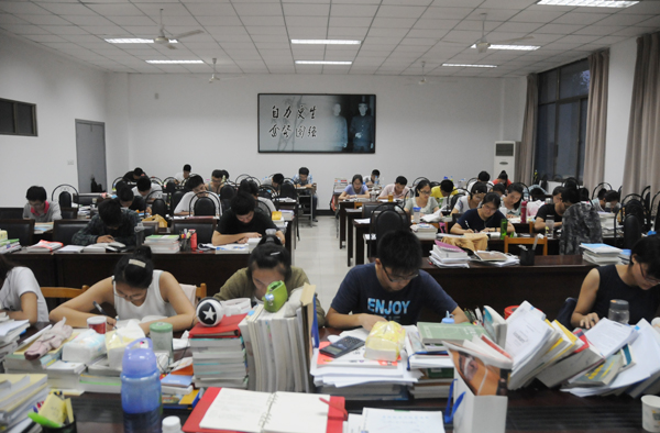 物电学院理工北楼108考研自习室.JPG